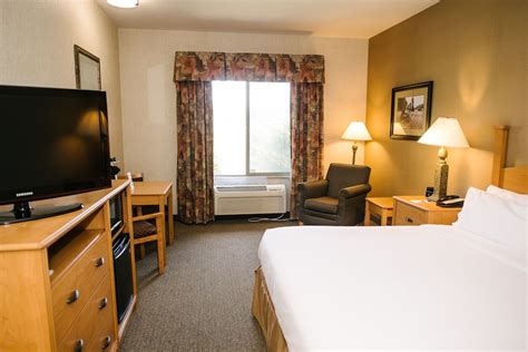 holiday inn express custer south dakota|Rooms & Suites .
